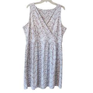WOOLRICH *NWT* Sleeveless Dress Size XL Women V Neck Casual Summer Beige/White